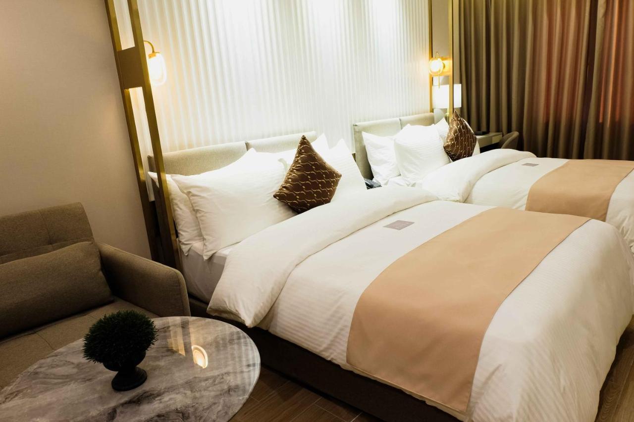 Uma Hotel And Residences Naga  Esterno foto