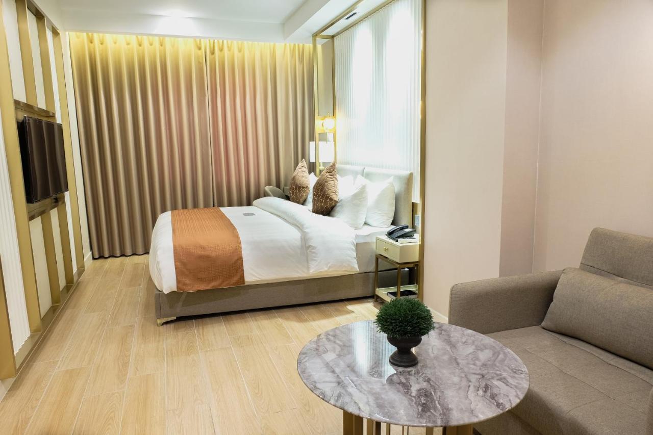 Uma Hotel And Residences Naga  Esterno foto