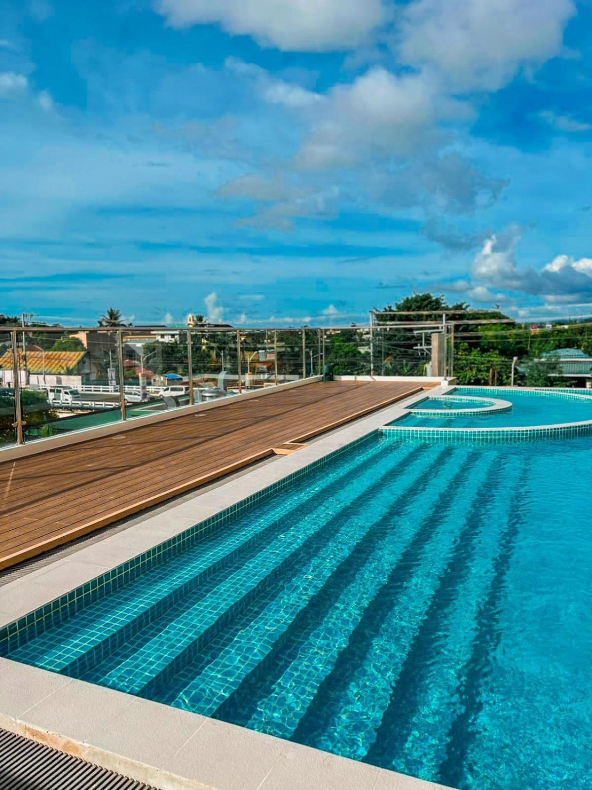 Uma Hotel And Residences Naga  Esterno foto